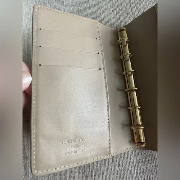 Louis Vuitton vernis agenda